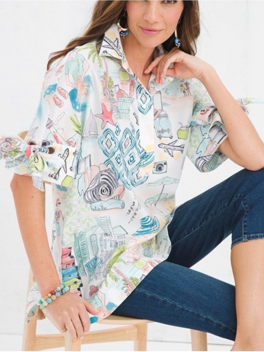 0006 Chico's No Iron White Multi-Color Illustrated Button-Up Blouse